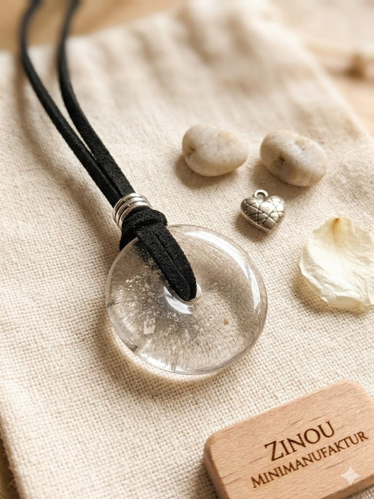 Tierhaarschmuck Donut, Amulette gefüllt mit Fell, Asche oder kleiner Zahn