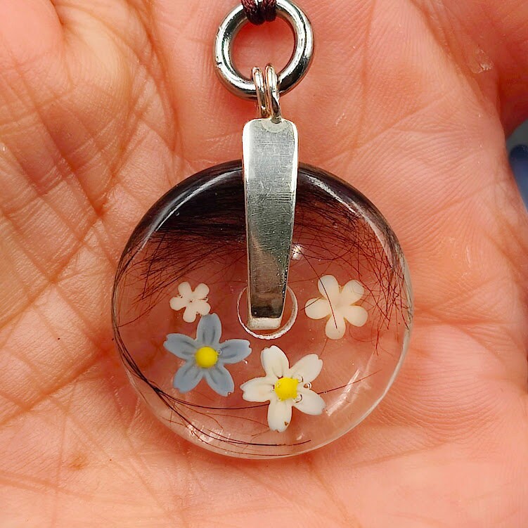 Tierhaarschmuck Donut, Amulette