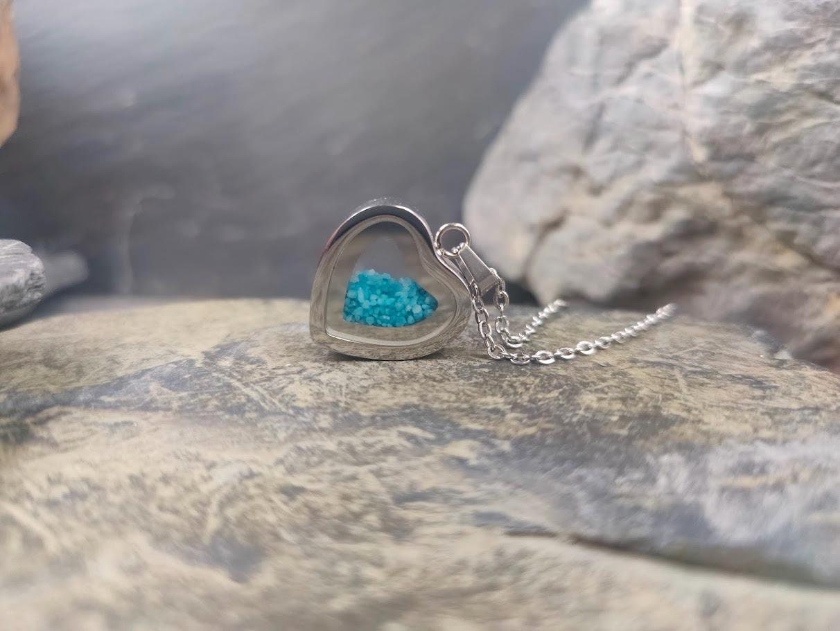 Heart, amulet, locket, ashes, fur, glass pendant, animal hair jewelry, DIY to fill yourself