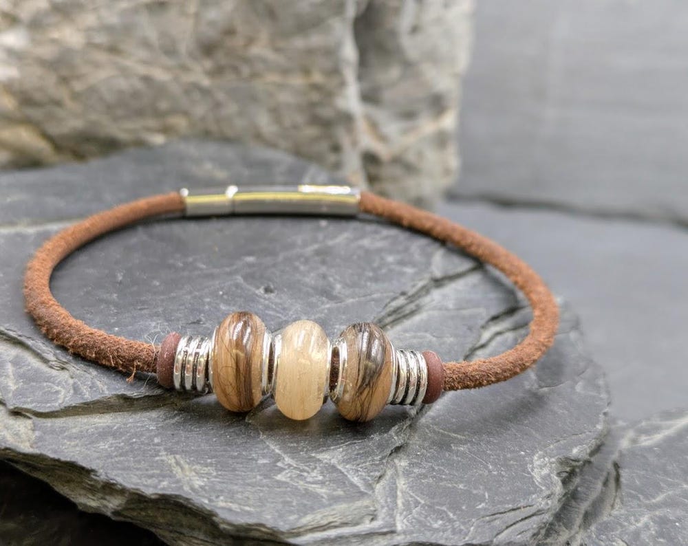 Armbänder