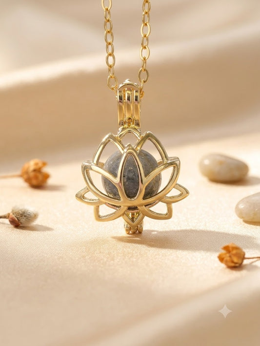 Lotus Anhänger für Asche in Sterling Silber Gold  mit Kette und 8mm Perle gefüllt mit Fell oder Asche