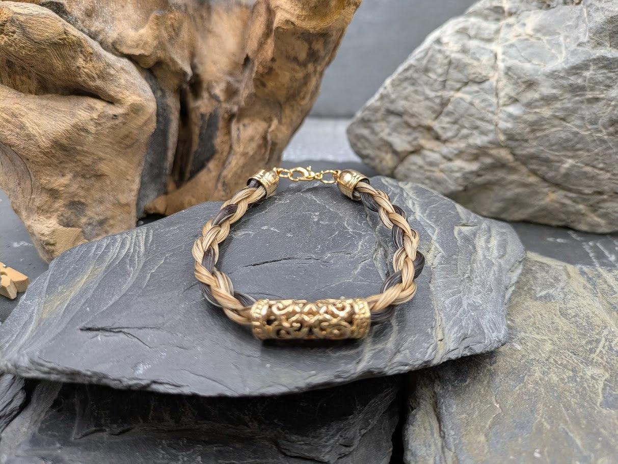 Pferdehaararmband mit goldener Dreadperle