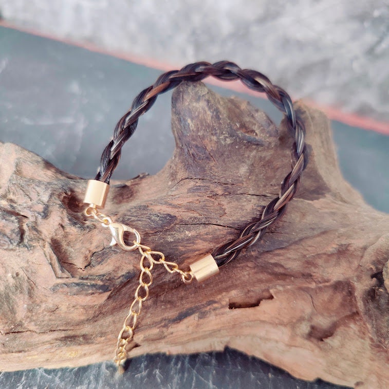 Pferdehaararmband braunes Rosshaar goldener Verschluss-Treibholz-Zinou
