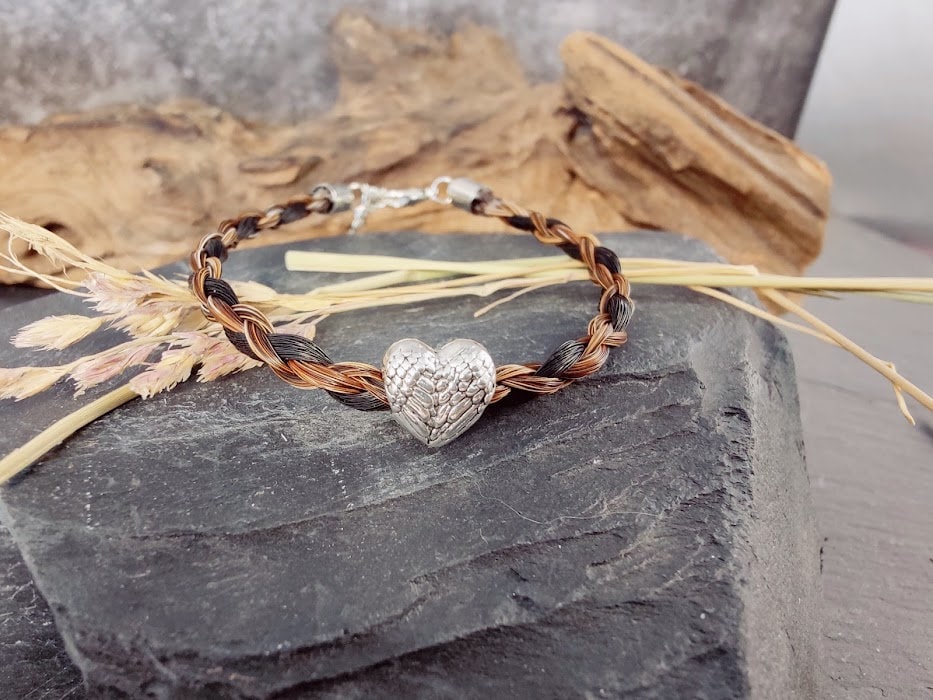 Pferdehaararmband mit Flügelperle